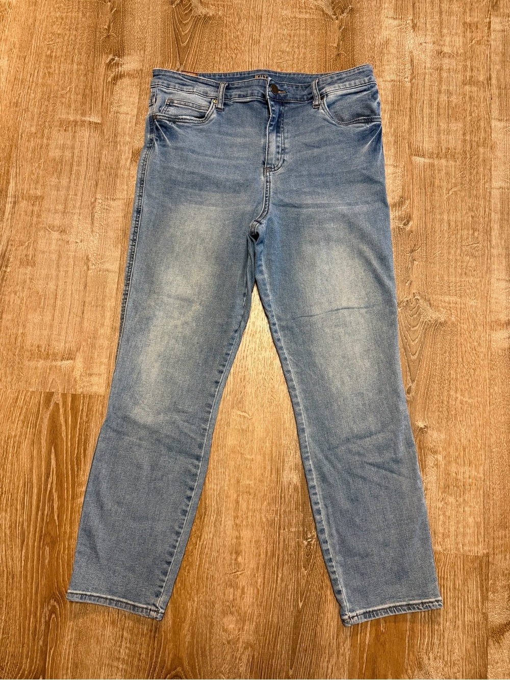 KUT from the Kloth Size 14 Light Wash Stretch Straight Leg Jeans